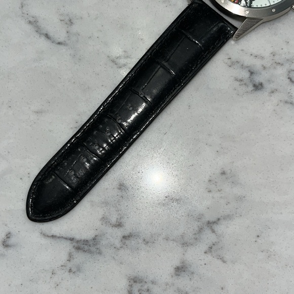 Walt Disney World Magical Mickey Limited Release Watch EUC Like New - Picture 4 of 12